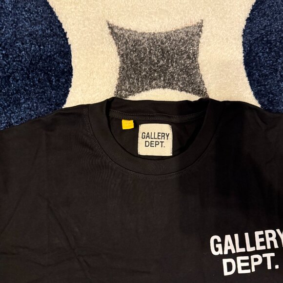 Gallery Dept Souvenir Black Tee Mens Size Large - Picture 2 of 3